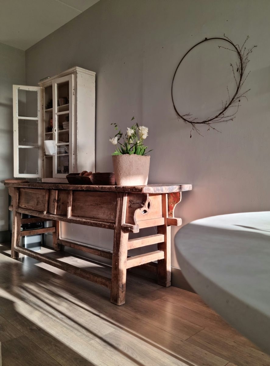 natuurlijke materialen, wonen in de regio, landelijk interieur, huurwoning, accessoires