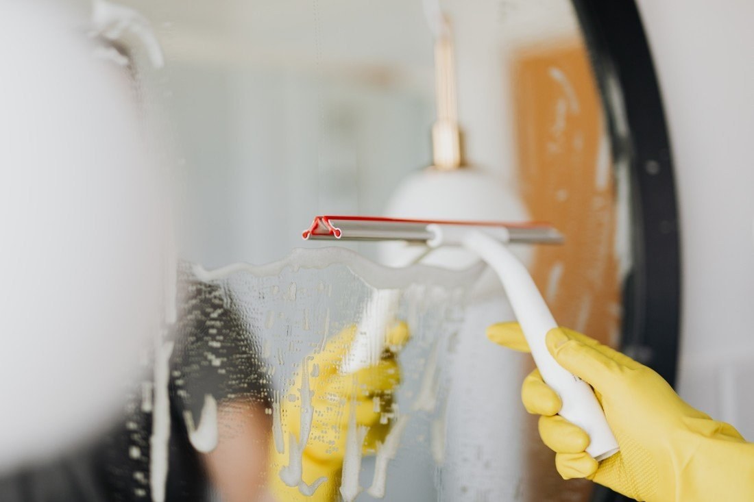 Schoonmaak, voorjaarsschoonmaak, reinigen, Wonen in de Regio