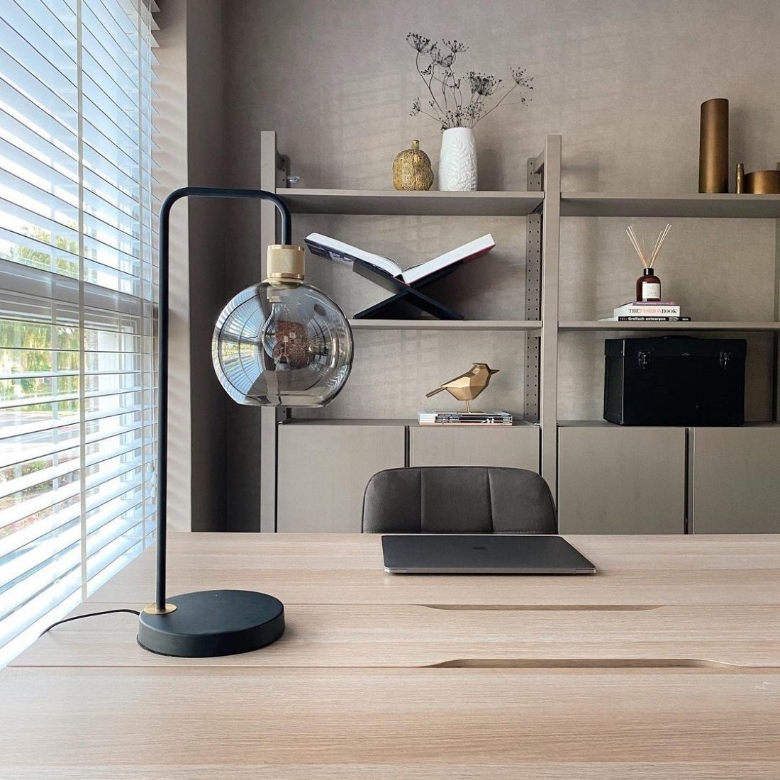 Wonen in de Regio Een computerkast in de woonkamer: creëer eenvoudig een fijne werkplek