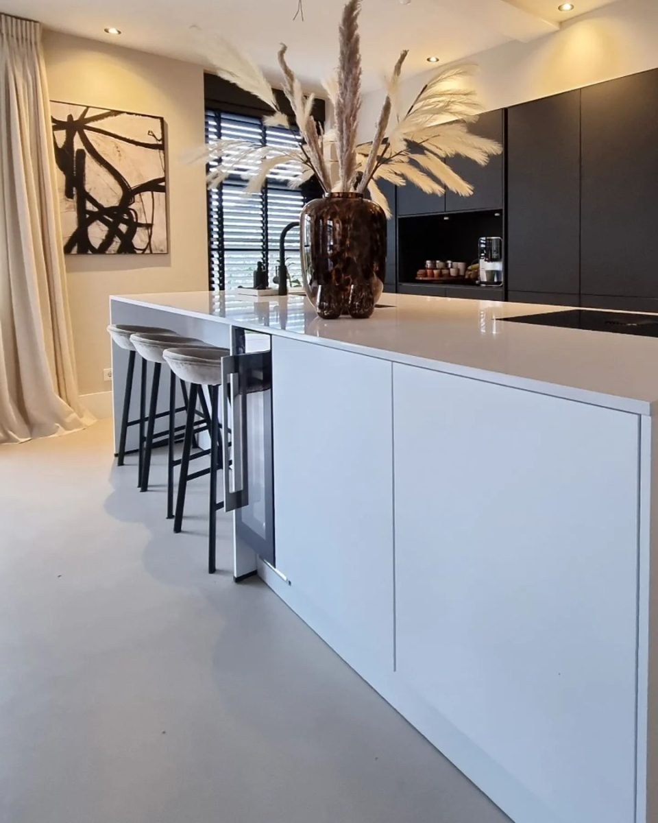 Wonen in de Regio Verliefd op taupe keukens? Hier zijn alle voordelen die je moet weten!